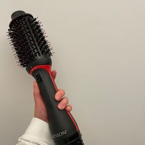 Revlon One Step Volumizer PLUS 2.0 Hair Dryer and Hot Brush